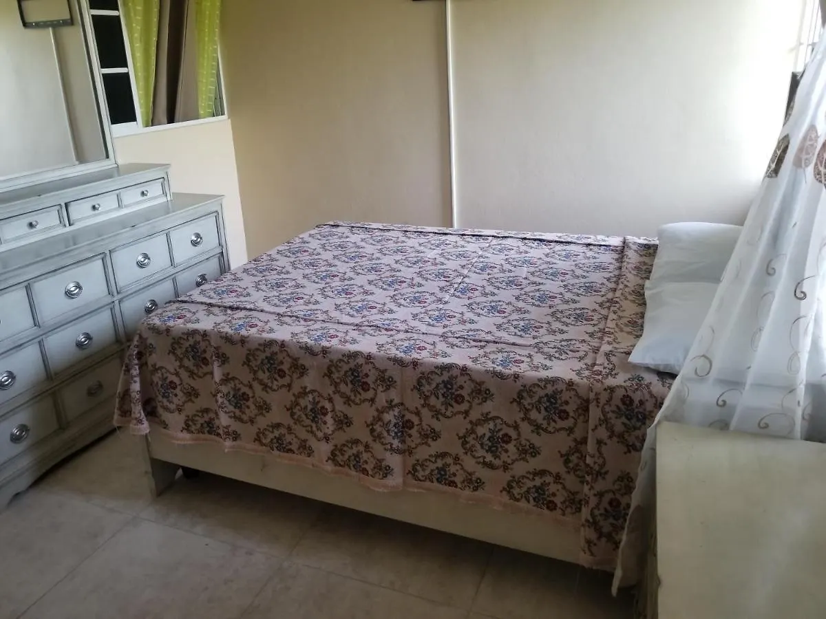 Guest house Chaudhry House Montego Bays- 2Nd Floor Apt Jamaica